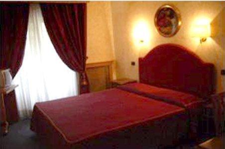 Hotel Flaminius Roma Phòng bức ảnh